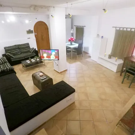 Casa Con Encanto En Apartamento